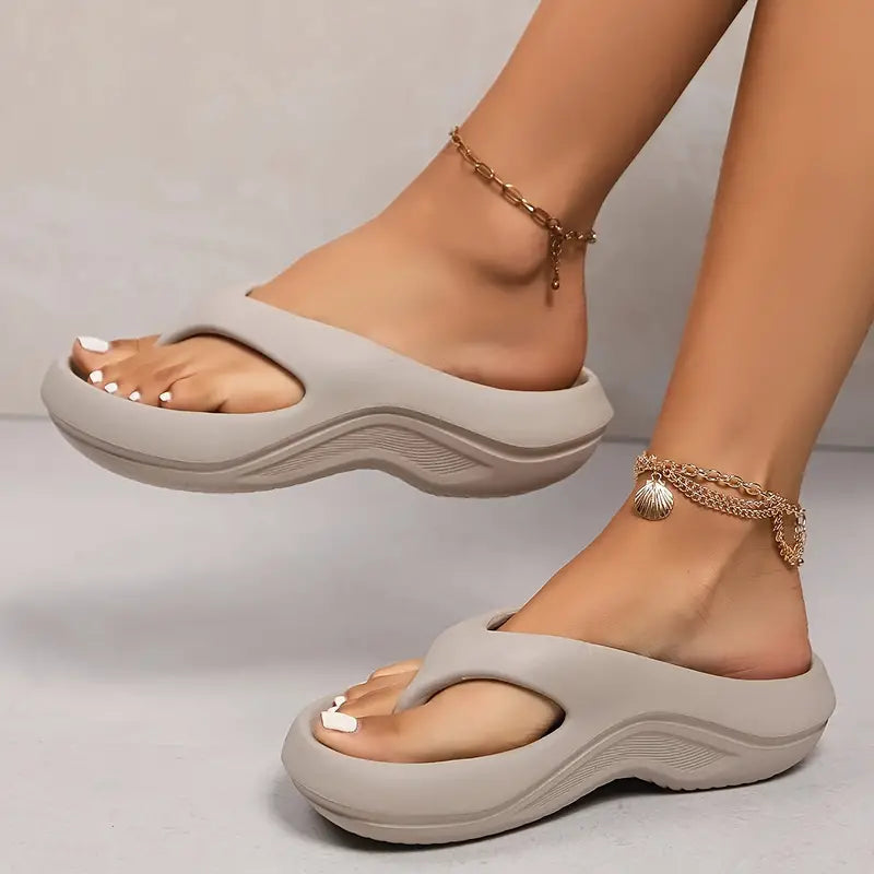 Iryna™ Lightweight Ergonomic Slippers