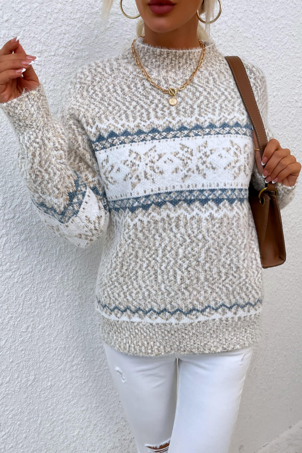 Elara™ – Soft Winter Sweater