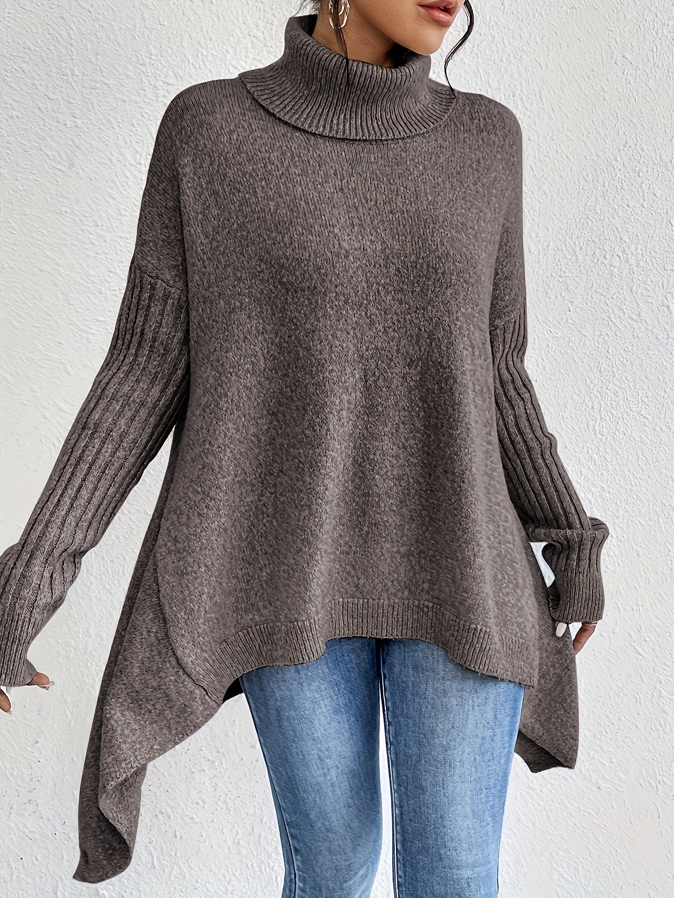 Tahlia - Casual Asymmetrical Hem Hooded T-Shirt
