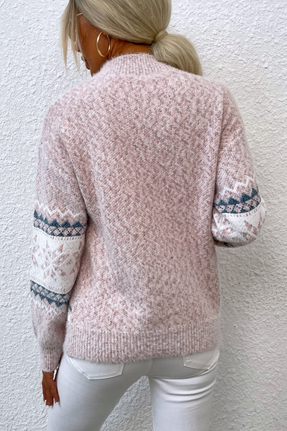 Elara™ – Soft Winter Sweater