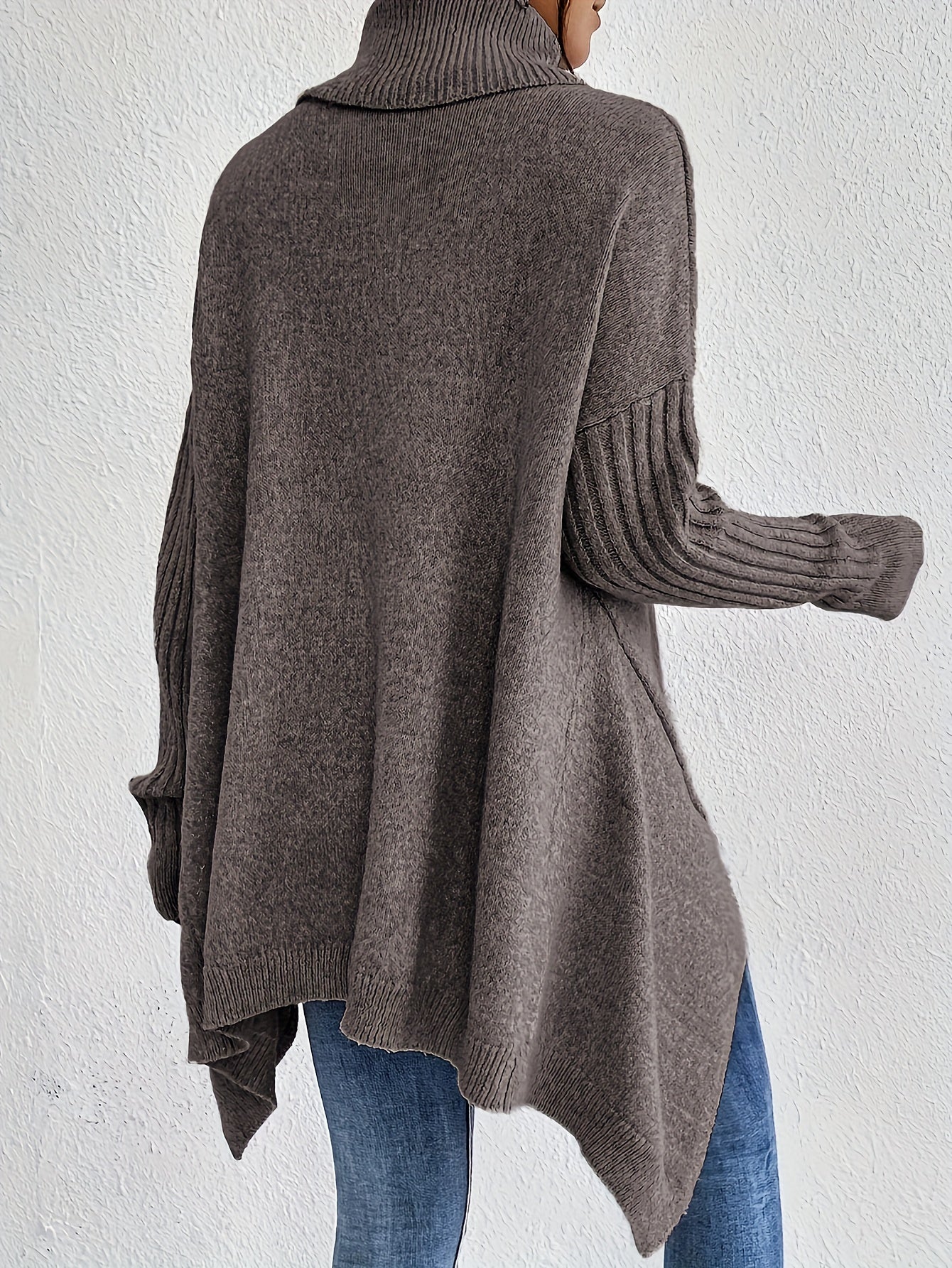 Tahlia - Casual Asymmetrical Hem Hooded T-Shirt