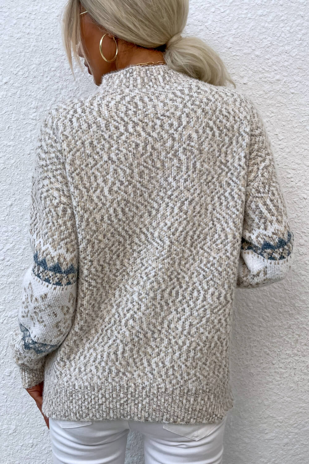 Elara™ – Soft Winter Sweater