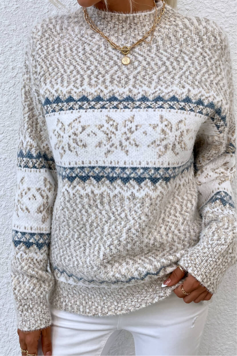 Elara™ – Soft Winter Sweater