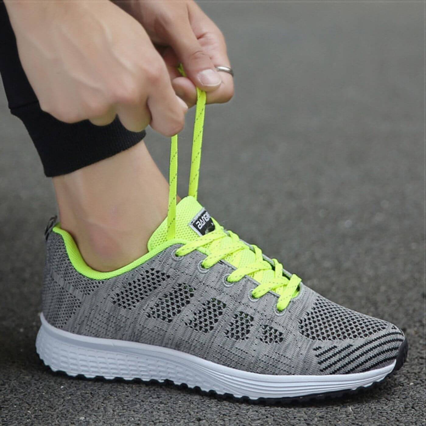 Angela | Light Sneakers