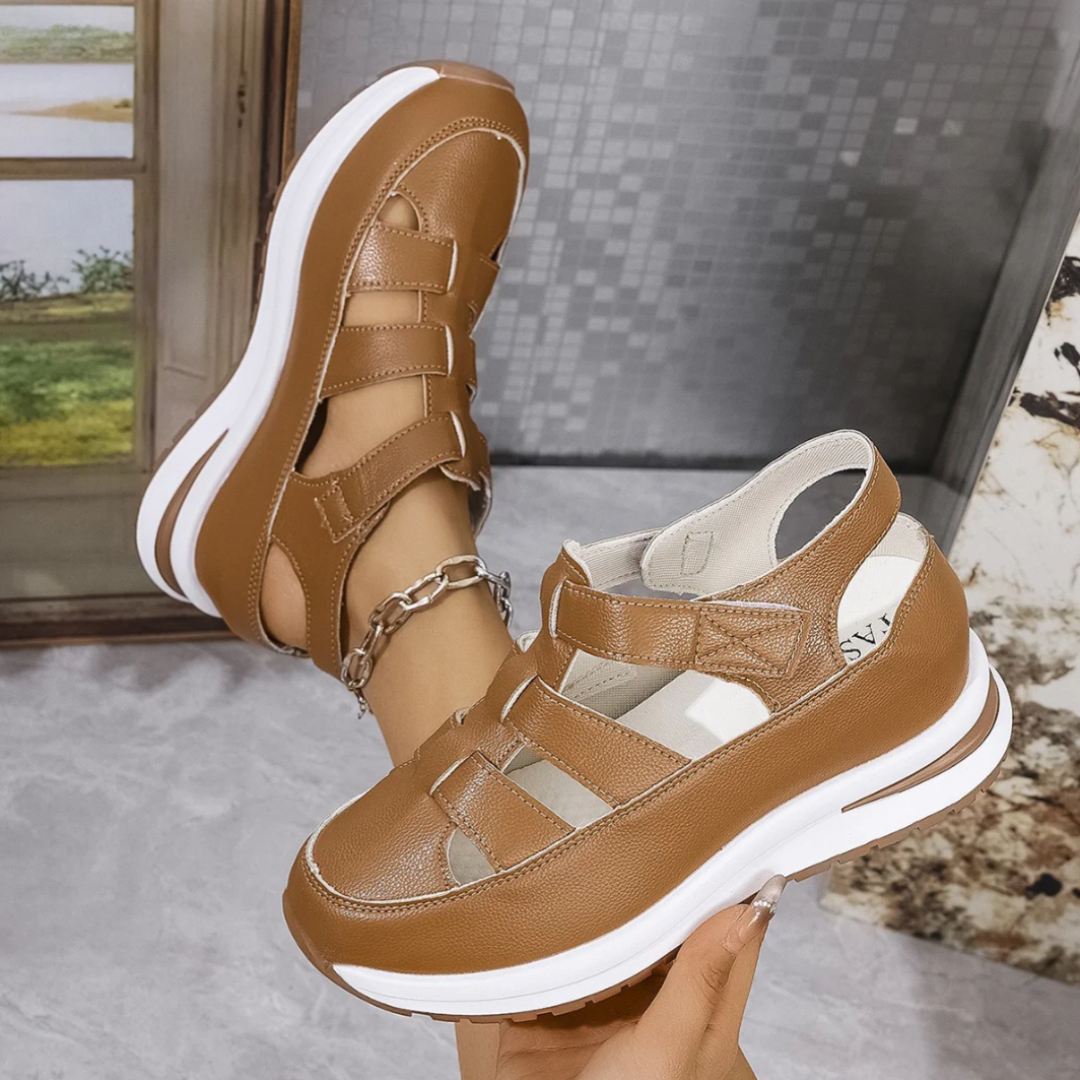 Helia™ | Sleek Comfort Strap Sandals