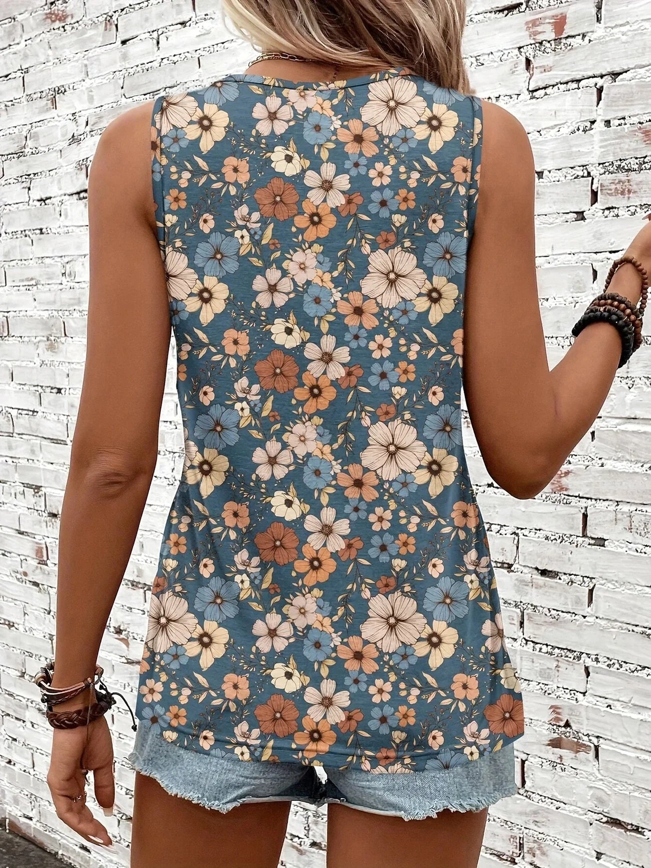 Helen™ | Breezy Floral Sleeveless Top