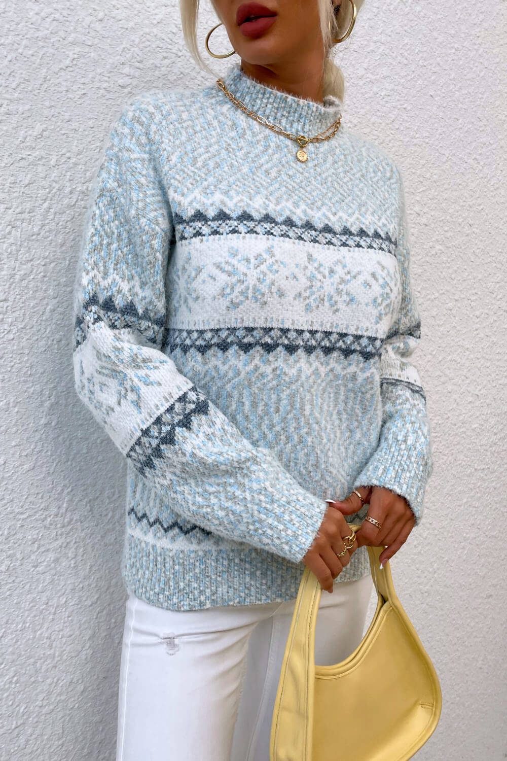 Elara™ – Soft Winter Sweater