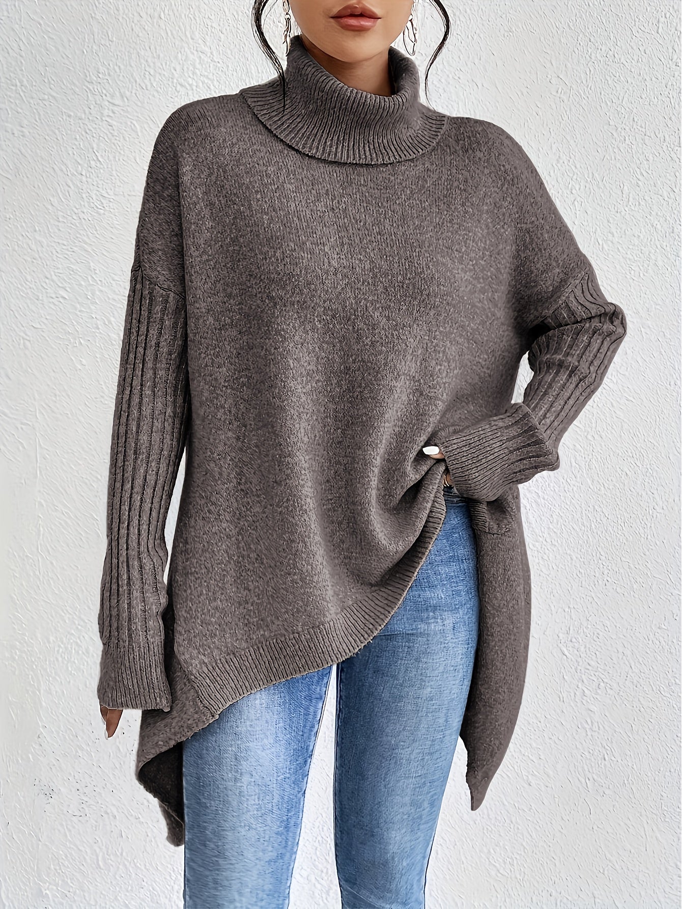 Tahlia - Casual Asymmetrical Hem Hooded T-Shirt