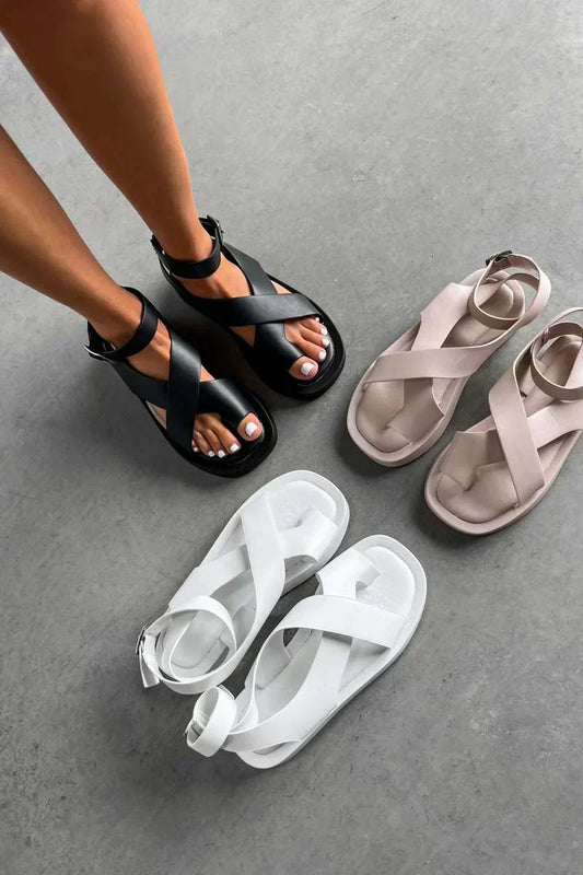 Calvienne | elegant casual sandals