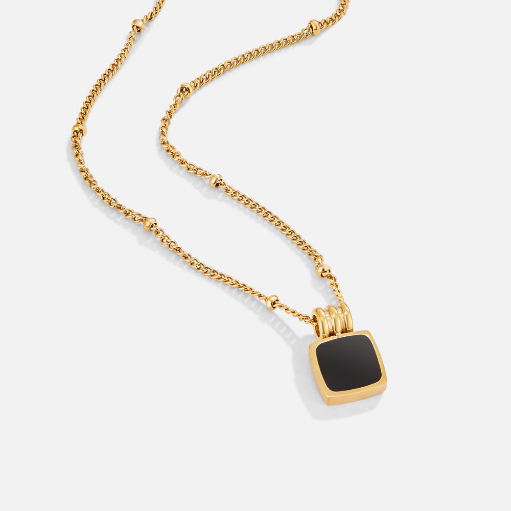Darknight Chic Necklace